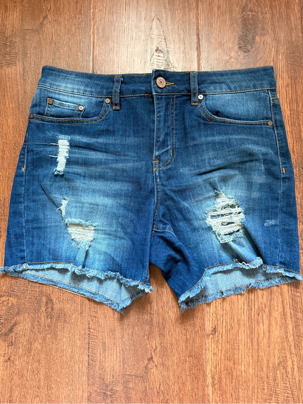 Indigo Rein Distressed Denim Shorts Size 11 Juniors Late 2000’s style